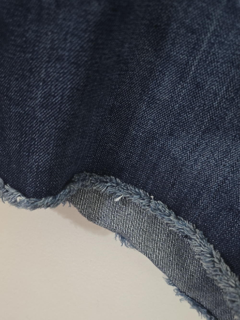 Old Navy Women's Size 14 Dark Blue Denim The Diva Shorts - Picture 6 of 11